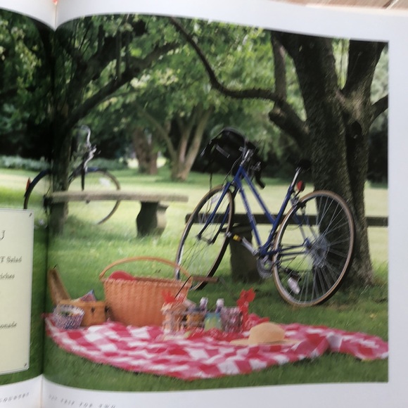 Mary Emmerlings At Home in the Country book - Picture 7 of 10